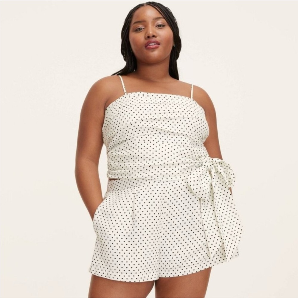 New Kate Spade shorts White Polka Dot